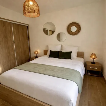 En Rez De Jardin-proche Du Centre *