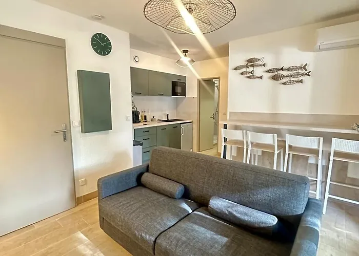 En Rez De Jardin-proche Du Centre *